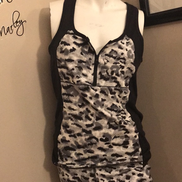 EUC-ACX SPORT- 2 piece outfit (Lg&M) - Picture 4 of 8